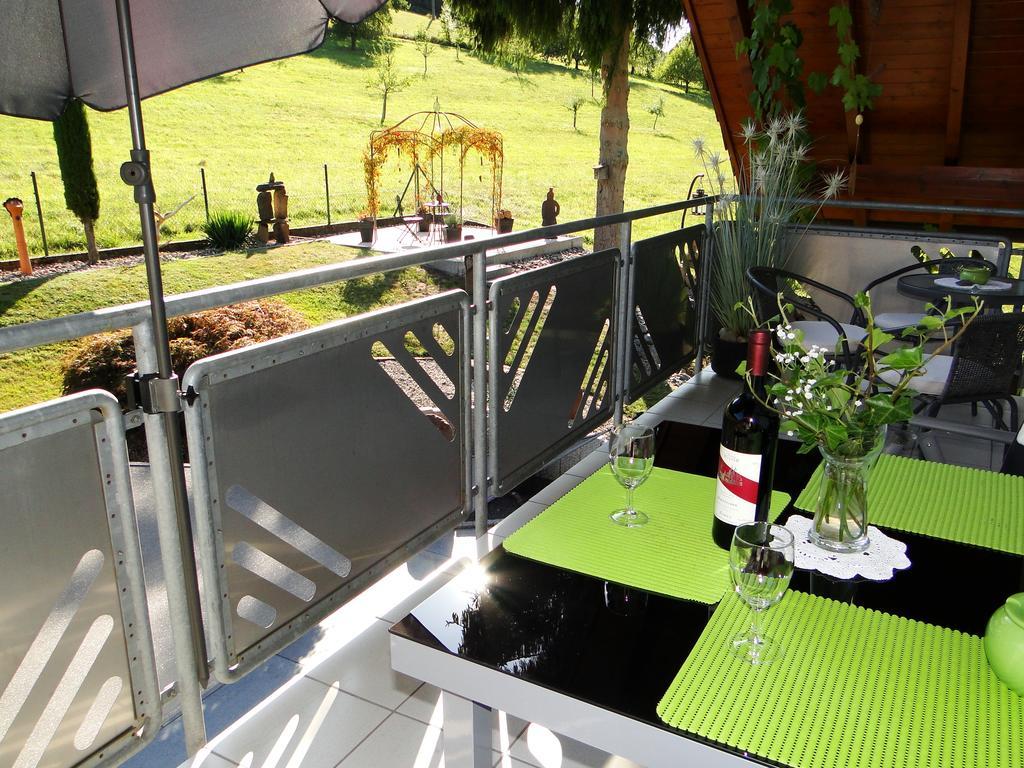 Ferienwohnung Hotte'S Huette Ettenheim Camera foto